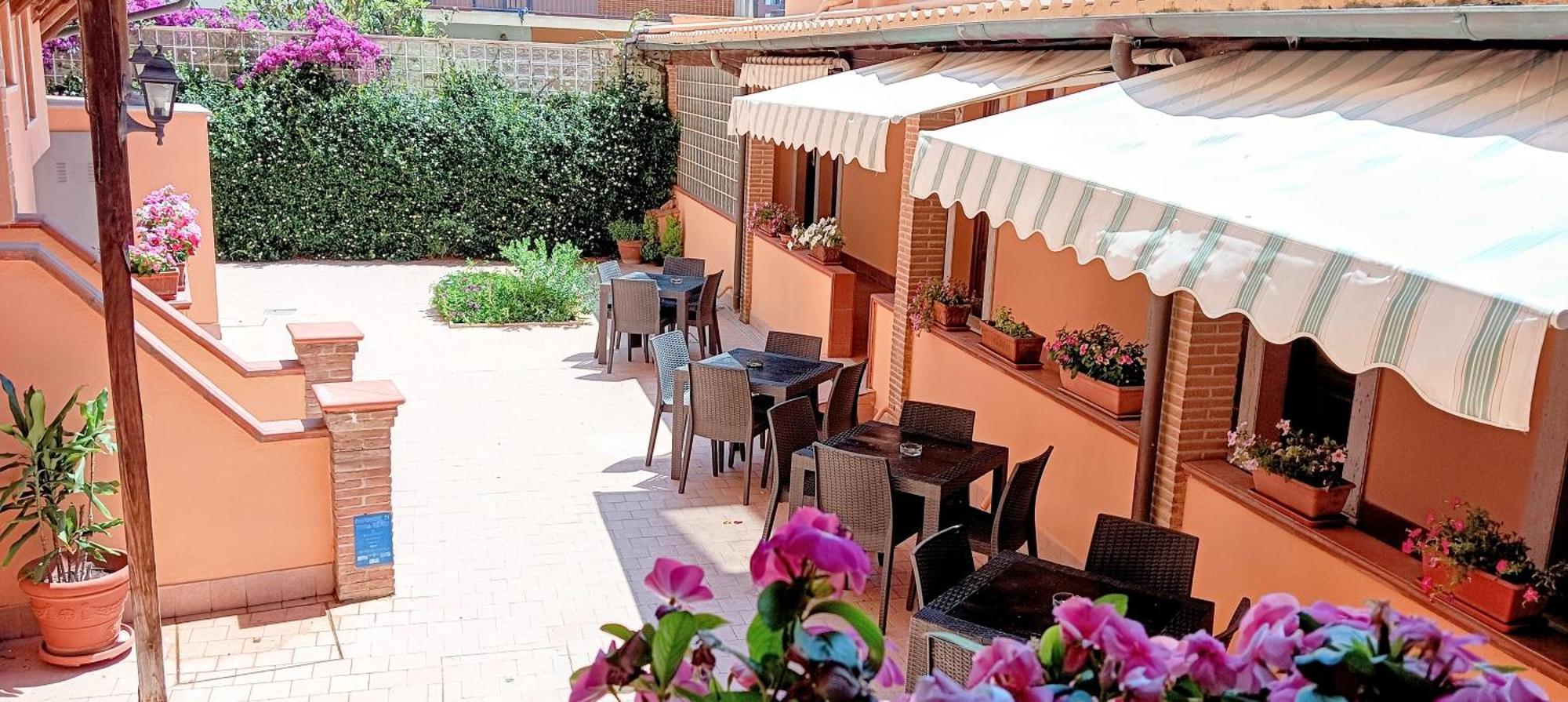Hotel Riviera פיומיצ'ינו מראה חיצוני תמונה