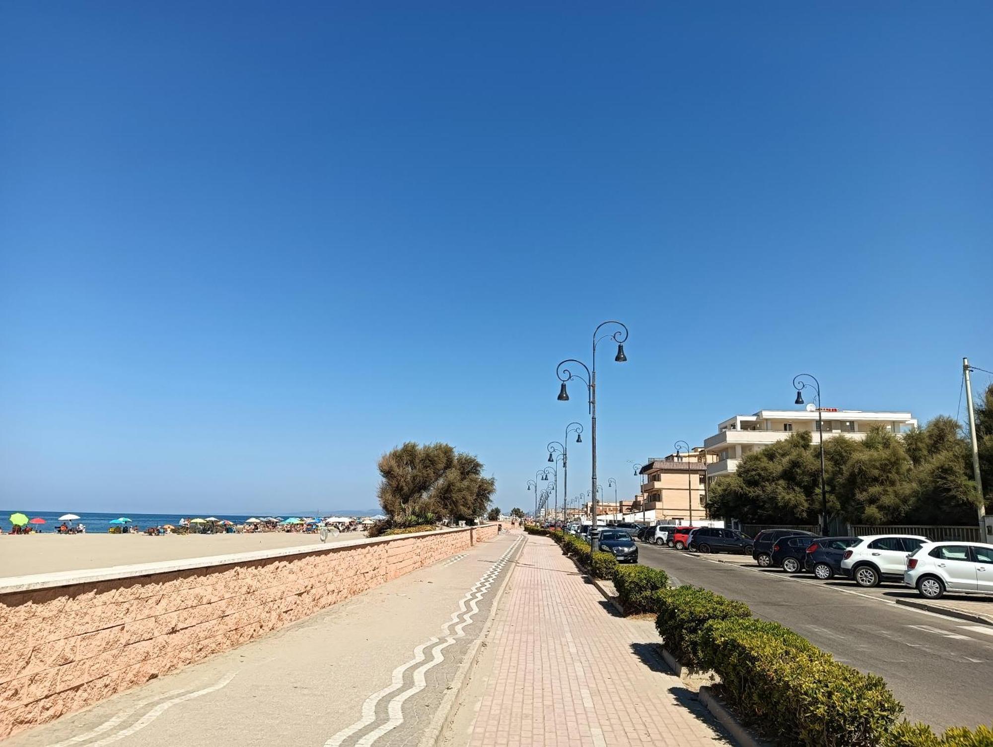 Hotel Riviera פיומיצ'ינו מראה חיצוני תמונה